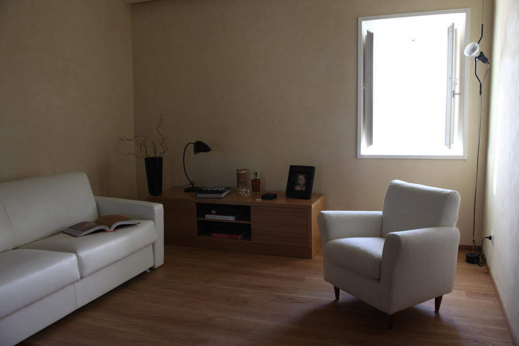 Relais Del Borgo Hotel & Spa 4 Stelle Staffolo Værelse billede